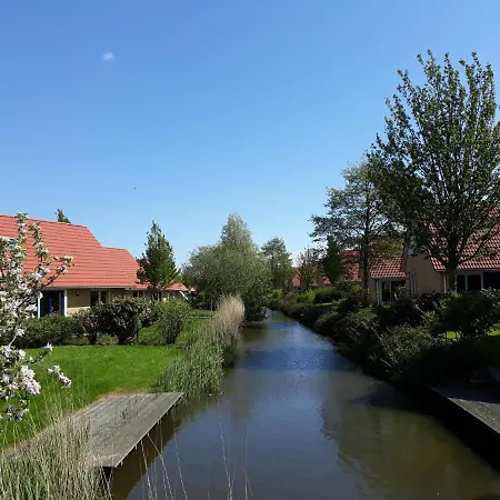Casa vacanze With Jetty, 19 Km From Hoorn