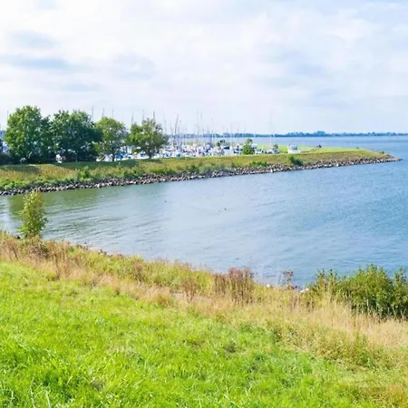 With Jetty, 19 Km From Hoorn Casa vacanze